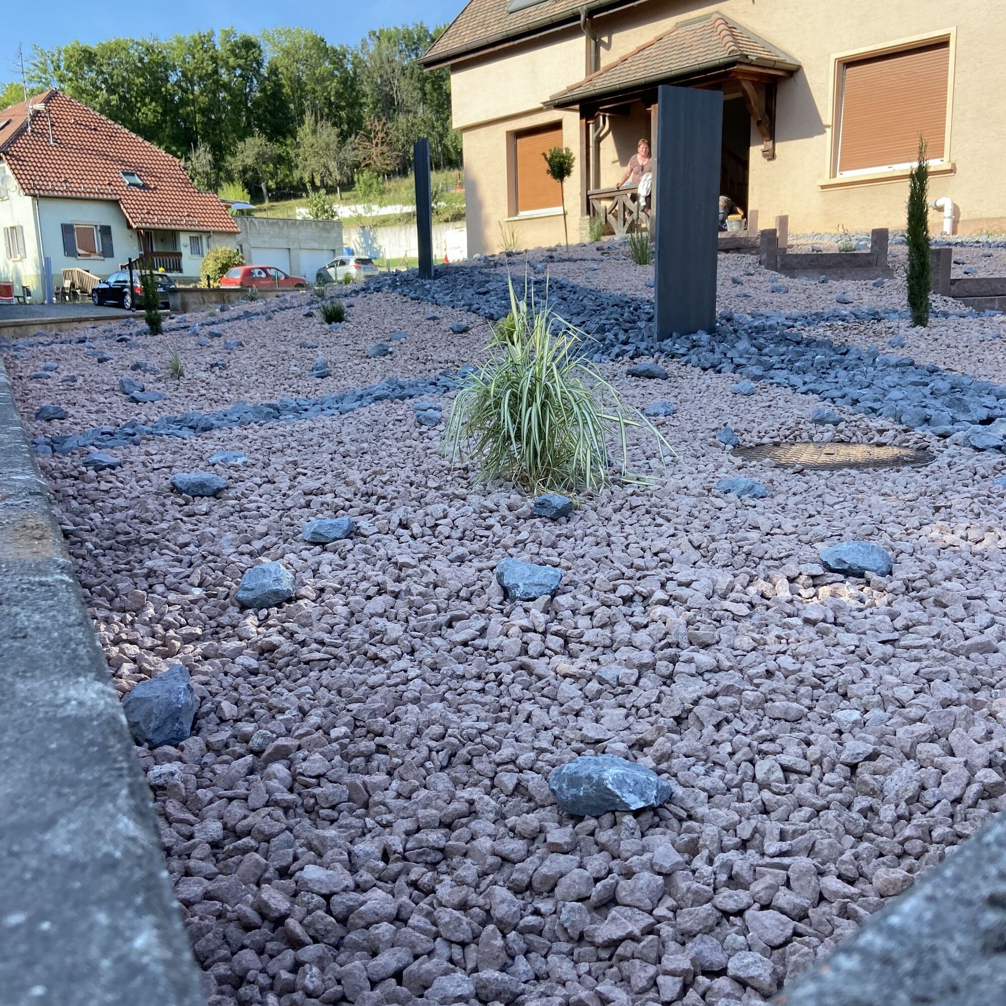 Découvrez notre chantier de rénovation d&#8217;un jardin et devanture de maison à Steinbach Wittenheim